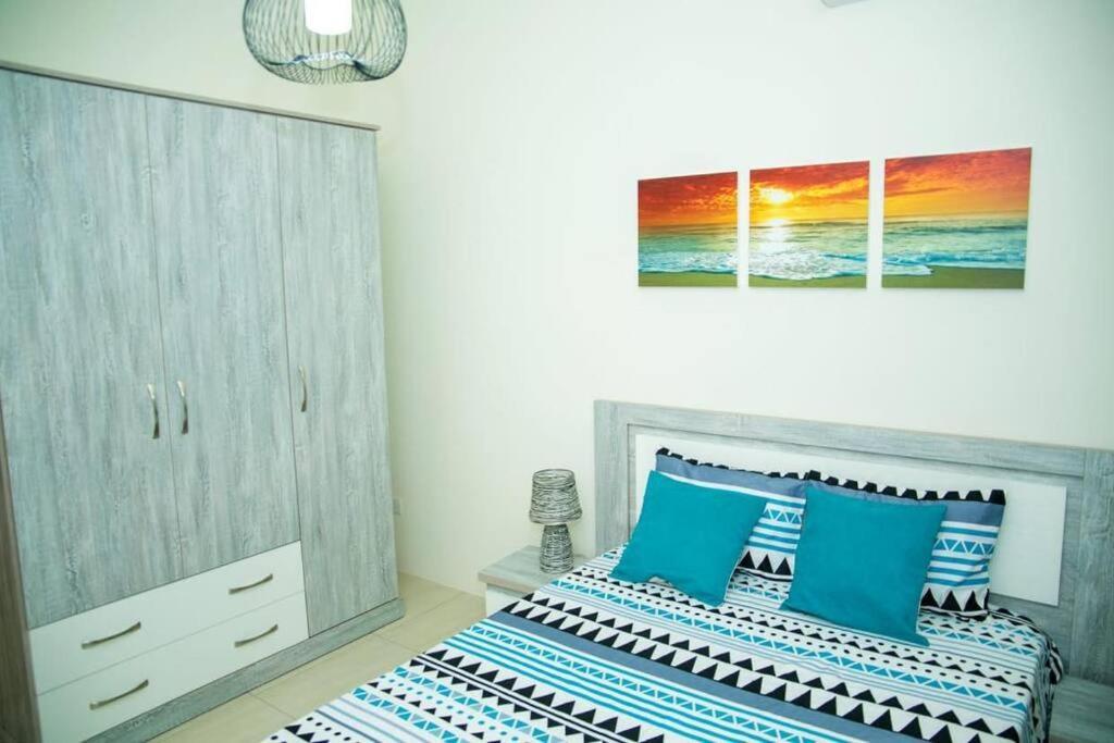 Entire Luxury 3 Bedroom Condo For Rent - Flic-En-Flac - Close To Beach Ngoại thất bức ảnh